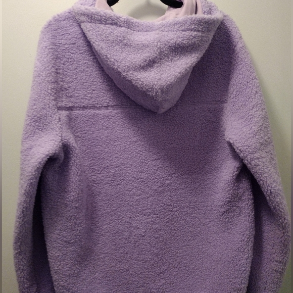Kingspun Hoodie - Picture 2 of 3